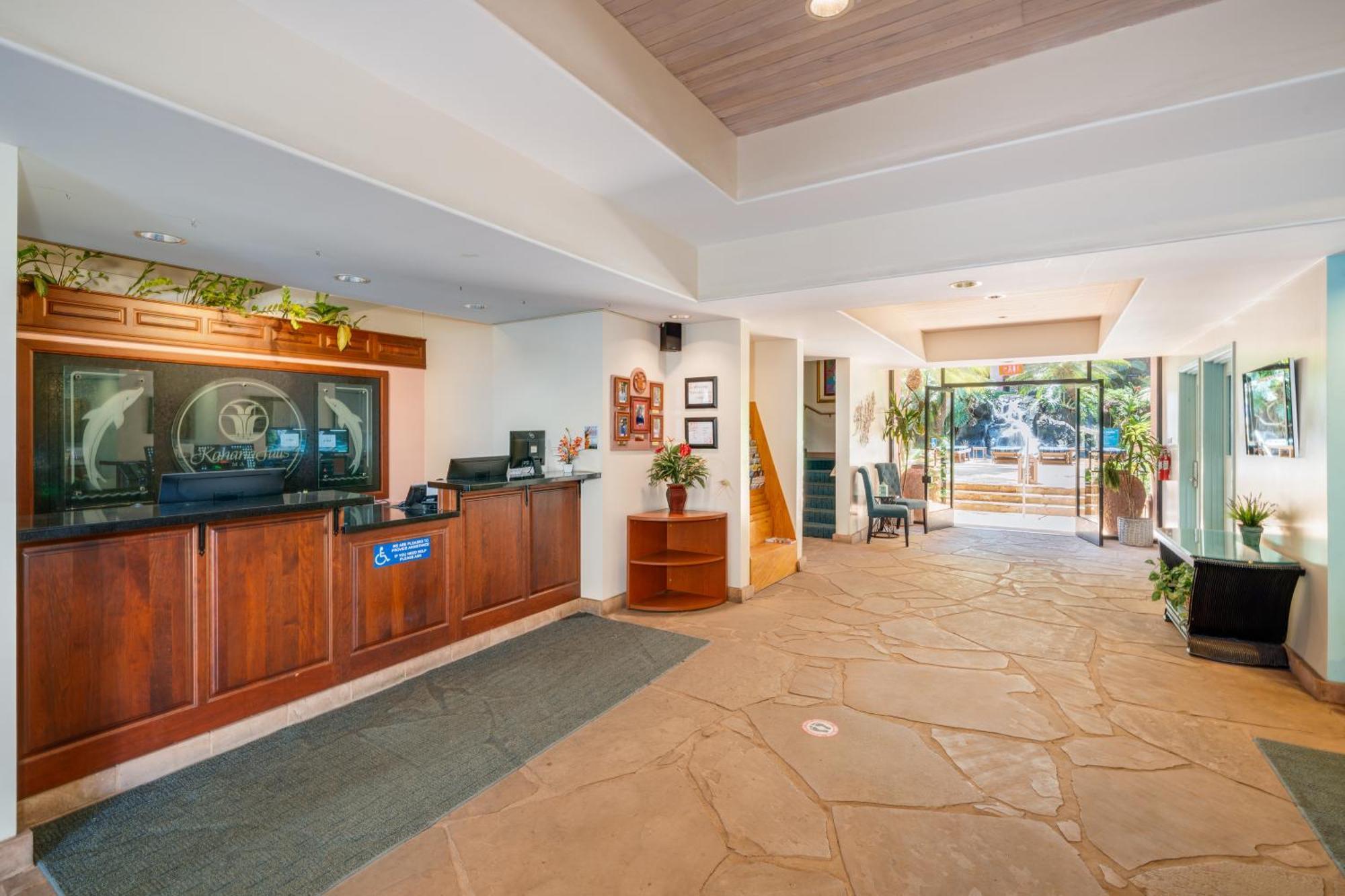 Kahana Falls Resort Napili-Honokowai Екстериор снимка